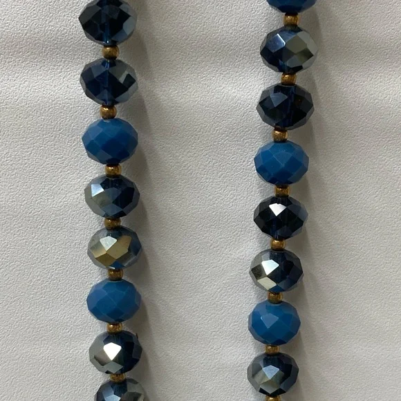 Fashion Necklace - Picture 3 of 3